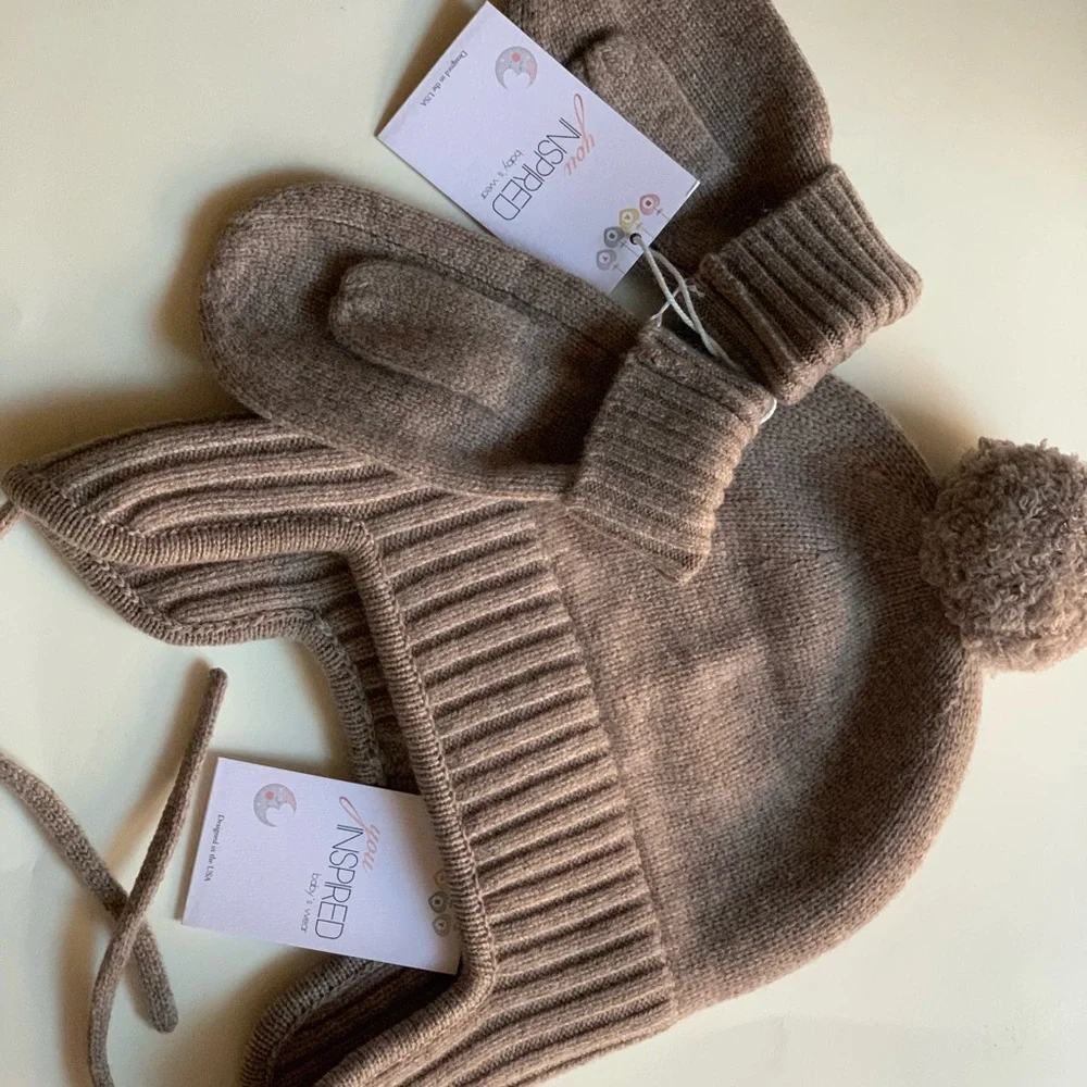 100% merino wool set hat mittens for baby toddler boy . Organic wool